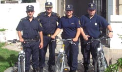 bici-policia (38k image)