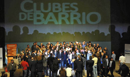 clubes_barrio_180610 (46k image)