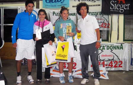 martinez_tenis_pareja (53k image)