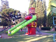 plaza16a.jpg - 16256 Bytes