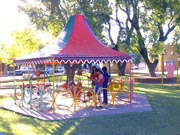 plaza18a.jpg - 16825 Bytes